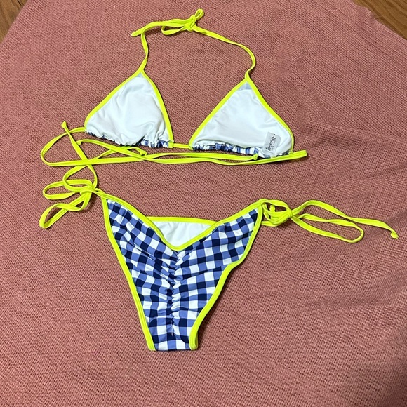 Gingham bikini - Picture 4 of 4